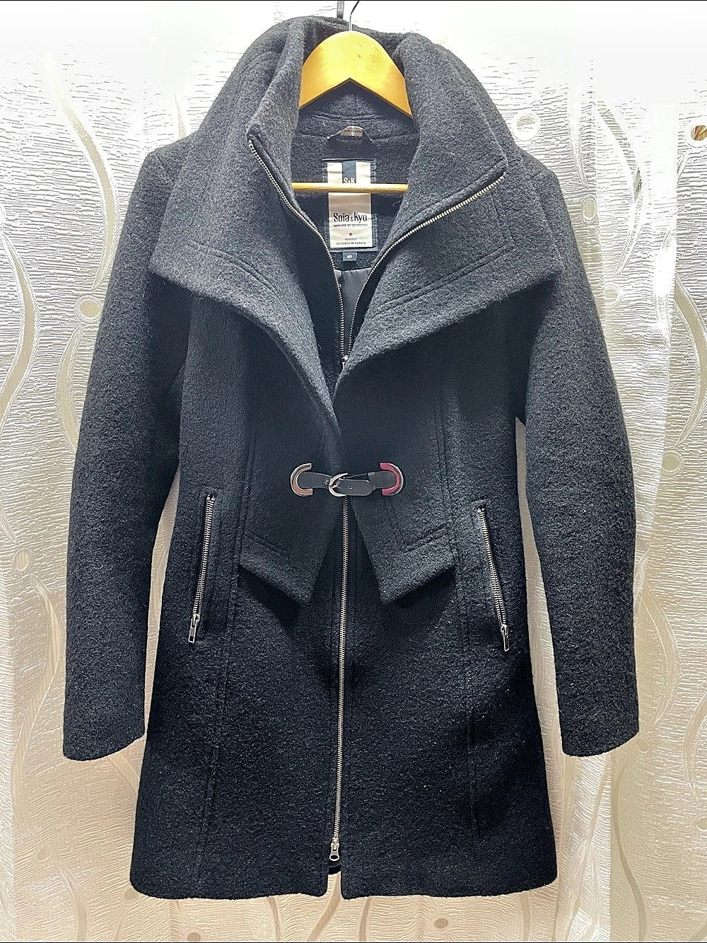 Soia & Kyo Wool Blend Belted Coat in Black Size S/P Like New